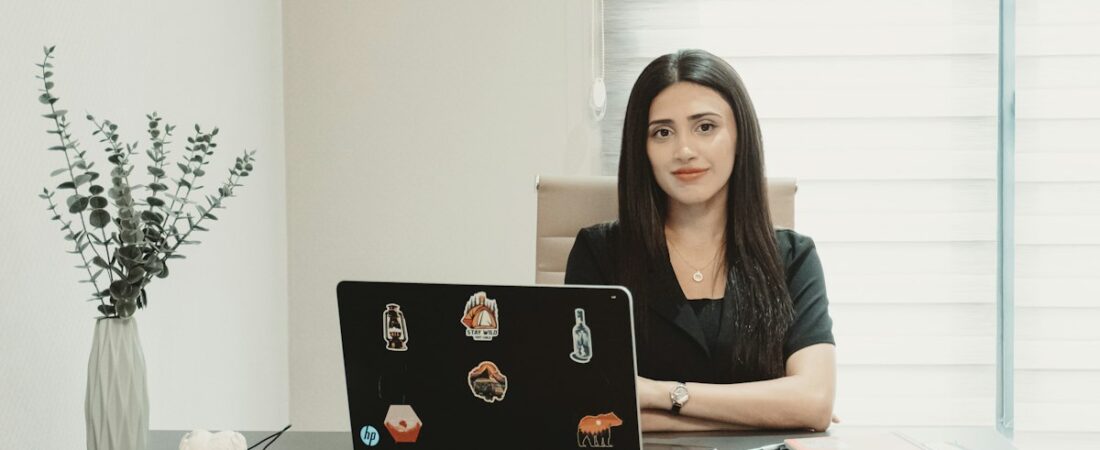 10 ChatGPT & Claude Prompts That Rewrite Weak Resume Bullet Points