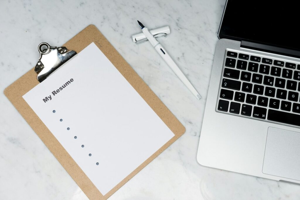 Notebook with ideas for an ATS-friendly resume
