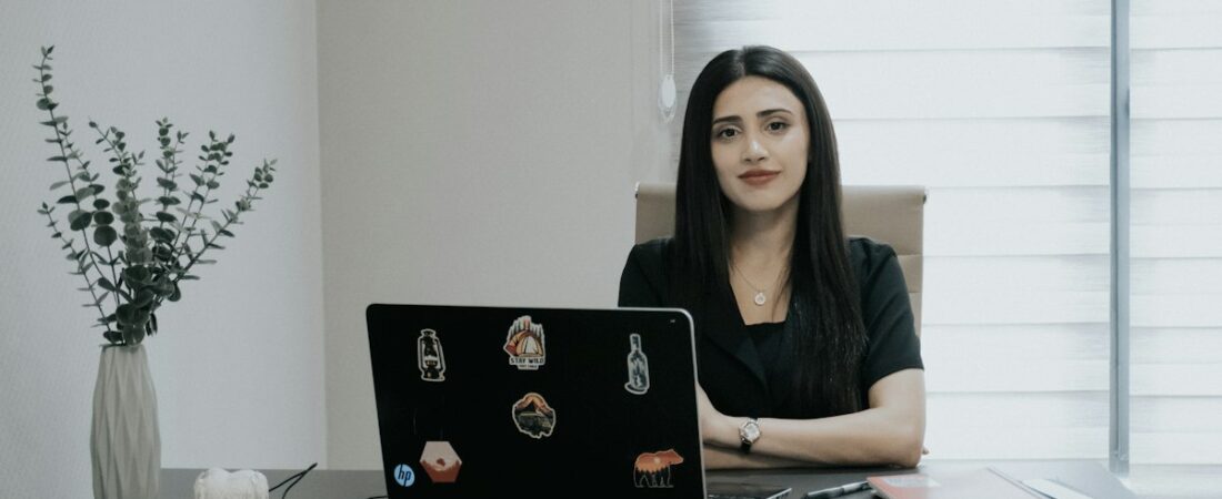 How to Write a Resume With No Experience (Fresher’s Guide)